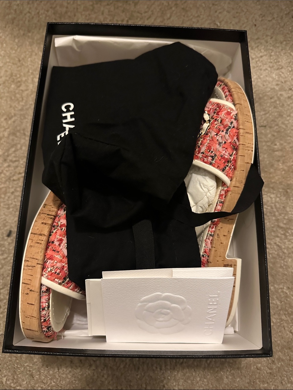 CHANEL Coral Tweed Slide Sandals with Gold Chain Logo - Picture 4 of 4